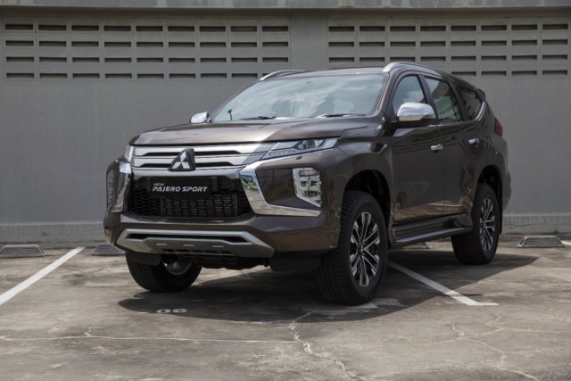 Bedah Mitsubishi Pajero Sport Varian Dakar dan Dakar Ultimate, Bedanya Banyak? (65363)