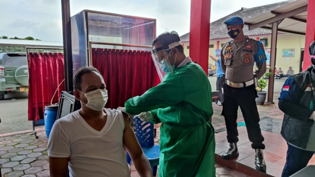 Polisi Blora Dapat Vaksin Corona (32513)