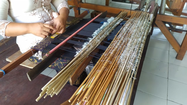 Menyalakan Harapan Endek Bali Bangkit Kembali (29491)