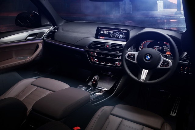 BMW X7 dan X3 M Sport Rakitan Sunter Mengaspal, Harga Jadi Lebih Murah (10916)