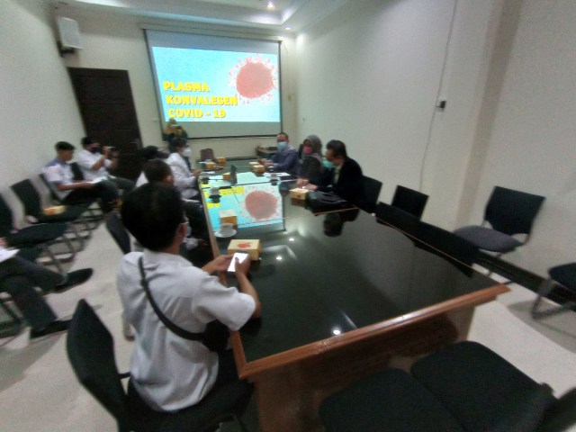 Suasana rapat kerja DPRD Kota Cirebon dengan PMI dan Badan Keuangan Daerah (BKD) setempat, Rabu (24/2/2021).. (Ciremaitoday)