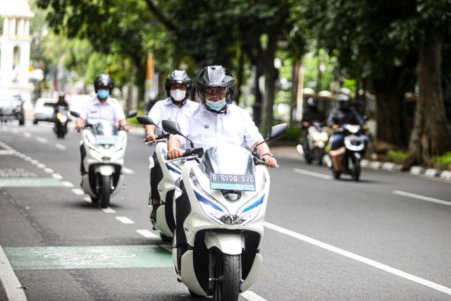 Pemkot Bandung Resmi Terima 22 Unit Motor Listrik Hingga 3 Bulan Ke Depan