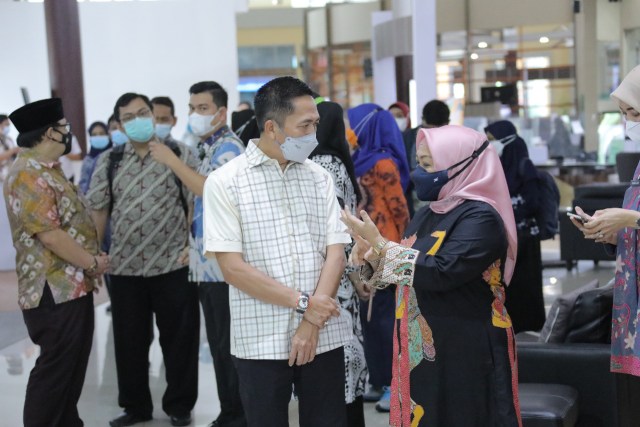 KemenPANRB meninjau layanan publik di Palembang. (Foto. Istimewa)