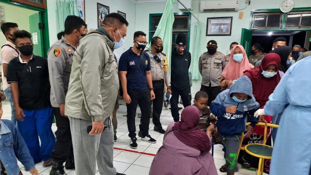 Korban keracunan makanan yang mendatangi RS Mitra Masyarakat Timika. (Dok Polda Papua)