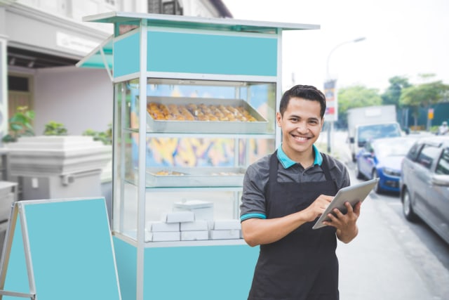 Ilustrasi mengembangkan bisnis franchise. Foto: Shutterstock