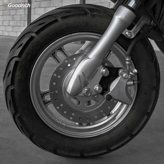Spesifikasi BF Goodrich V7, Kloningan Vespa Primavera yang Tak Tenggak Bensin (80280)
