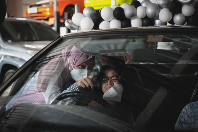Potret Bahagia Cinta Kuya Dapat Hadiah Mobil Impian (293034)