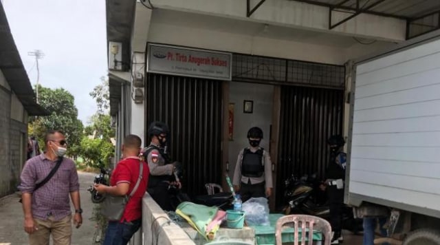 Ruko di Tanjunguban yang diduga gudang mikol digeledah KPK