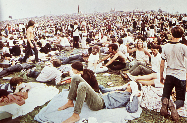 Para penonton Festival Woodstock 1969. | Wikimedia Commons