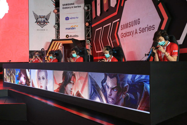 Hasil Pertandingan Playoff MPL Season 8 AE vs BTR: BTR Pulang Duluan (114083)
