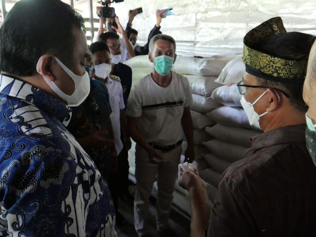 Mengangkat Ekonomi Lokal Lewat Mi Sagu (742080)