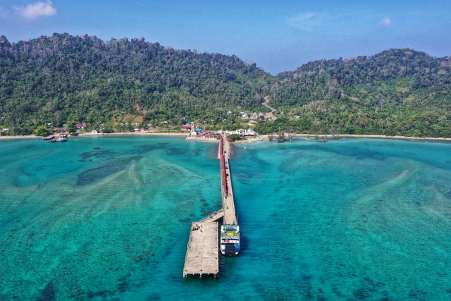 Pelabuhan di Pulo Aceh. Foto: Ahmad Ariska/acehkini