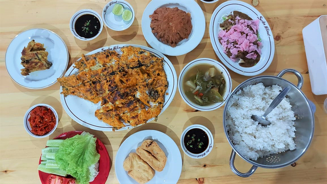 Rekomendasi Menu Makanan 1 Bulan yang Lezat untuk Keluarga. Foto: Azalia Amadea/Kumparan