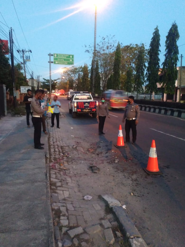 Lokasi tabrakan antara pemotor dan Truk di  Deli Serdang, Sumatera Utara.
 Foto: Dok. Istimewa