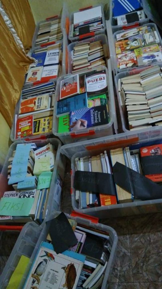 Bukuku Bukumu Project Kirimkan Buku untuk Anak-anak di Sumba Barat (142508)