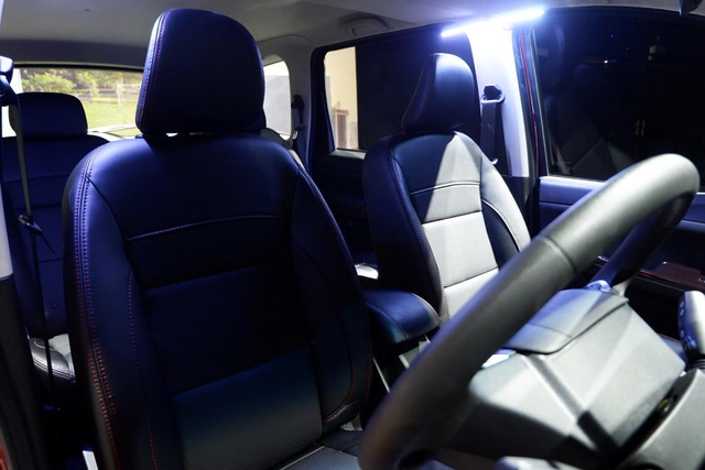 Inilah 10 Perbedaan Wuling Confero S Tipe C dan L (297928)