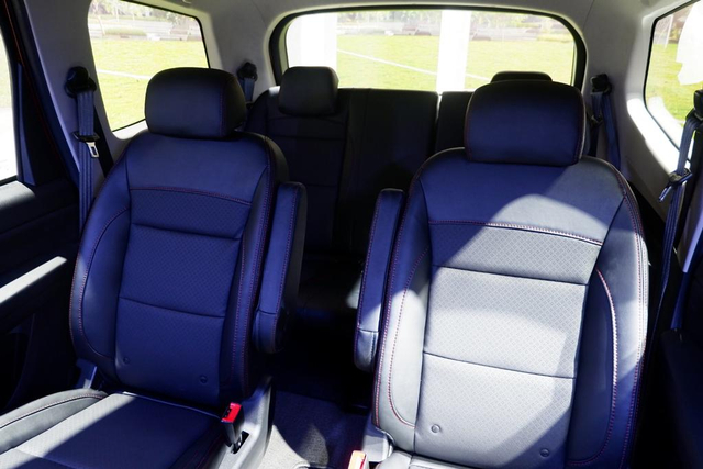 Inilah 10 Perbedaan Wuling Confero S Tipe C dan L (297930)