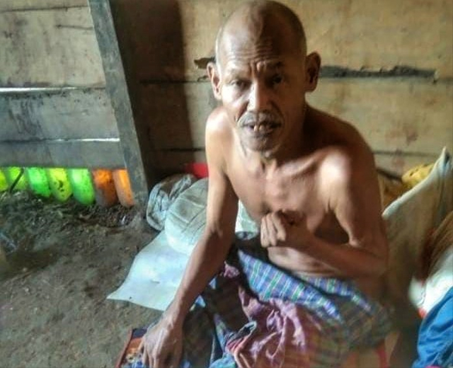 Foto : Damianus Nembot (60), warga Dusun Tolok, Desa Lenang, Kecamatan Lamba Leda Selatan, Kabupaten Manggarai Timur, sejak Maret 2020 hingga sekarang menderita stroke. Sumber foto: istimewa.