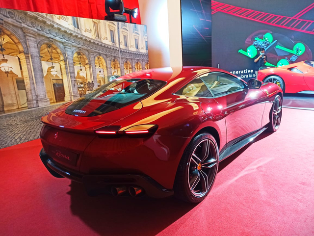 Ferrari Roma Mendarat di Indonesia, Supercar yang Pas untuk Keluarga Kecil (2300)