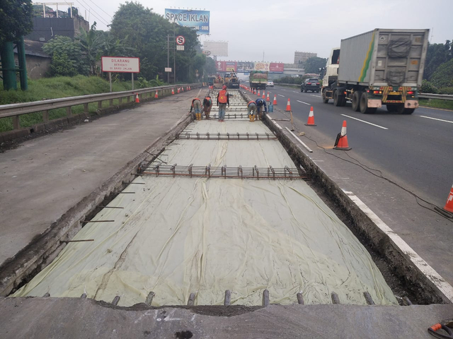 Perbaikan jalan di tol Jakarta - Tangerang. Foto: dok. Jasa Marga