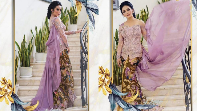 Penampilan Krisdayanti Kenakan Kebaya Ungu di Lamaran Aurel Hermansyah. Foto: Instagram/@krisdayantilemos