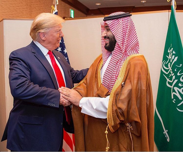 Putra Mahkota Arab Saudi Mohammed Bin Salman (Kanan) bersama Mantan Presiden AS Donald Trump. (Foto: Instagram/@special_royal).