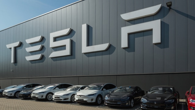 Ilustrasi pabrik Tesla.
 Foto: Shutter Stock