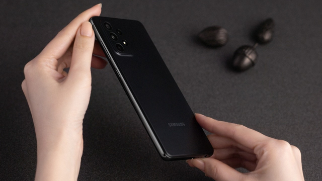 Samsung Galaxy A52 Resmi Diluncurkan, Ada Versi 5G (164021)