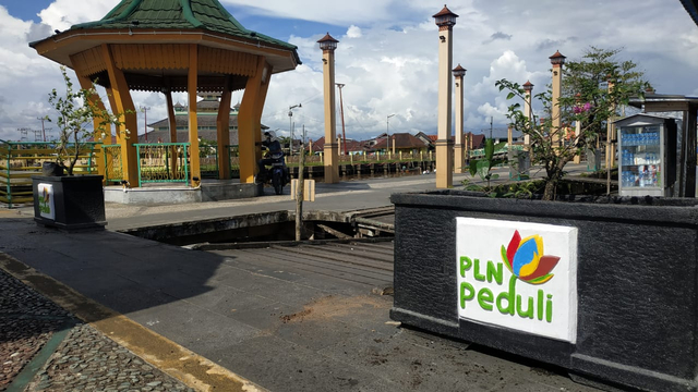 Kawasan Masjid Jami Keraton Qadriah Pontianak kini jadi lokasi wisata yang cukup menarik. Foto: Dok PLN Kalbar