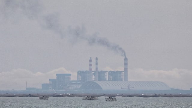 PLTU Lontar - Tangerang, Ilustrasi limbah hasil Pembakaran batu bara berjenis fly ash (Foto: Aditia Noviansyah/kumparan.com)