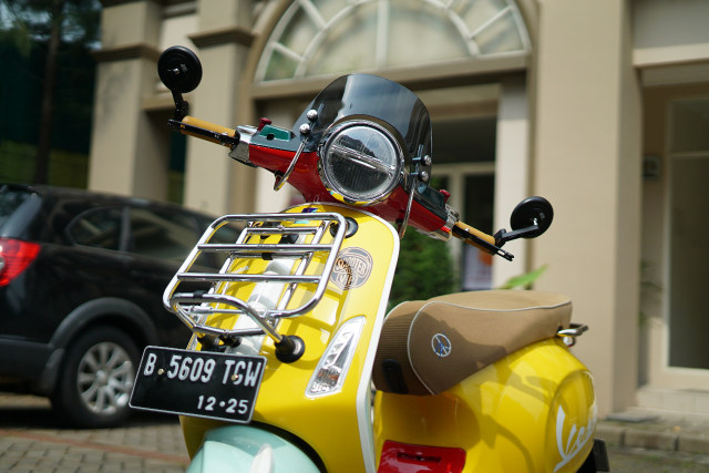 Modifikasi Vespa Primavera SW Milik Selebgram Awkarin Tembus Rp 40 Juta (528110)