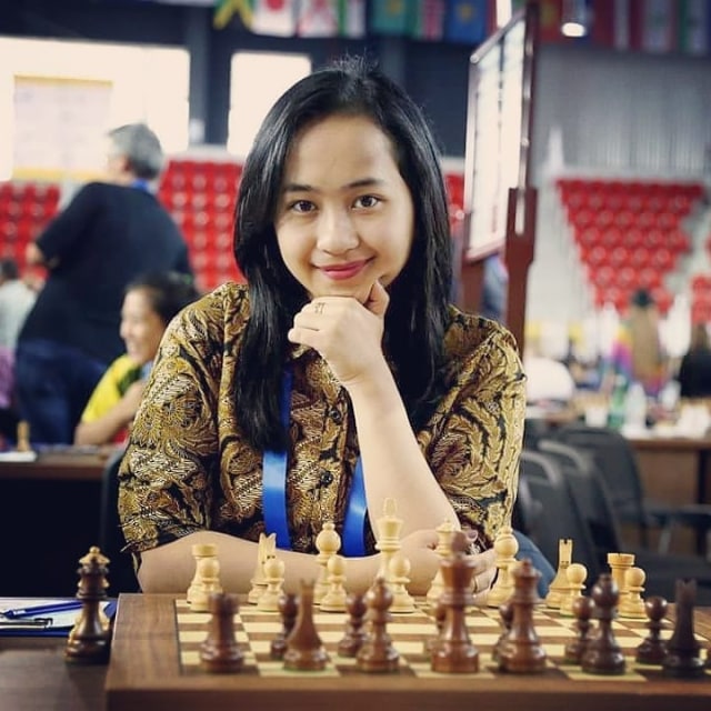 Profil Chelsie Monica, Komentator Dewa Kipas vs Irene yang Curi Perhatian (942298)