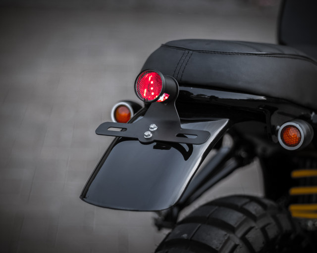 Rombak Yamaha R25 Jadi Ala Moge XSR700, Tampil Sangar! (381085)