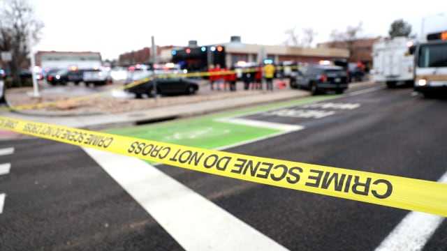 Penembakan di Supermarket Colorado, 10 Orang Tewas (409919)