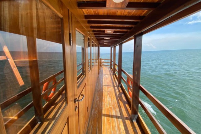 Asyik! Sekarang Bisa Liburan Sambil Naik Kapal Phinisi Keliling Kepulauan Seribu (31181)