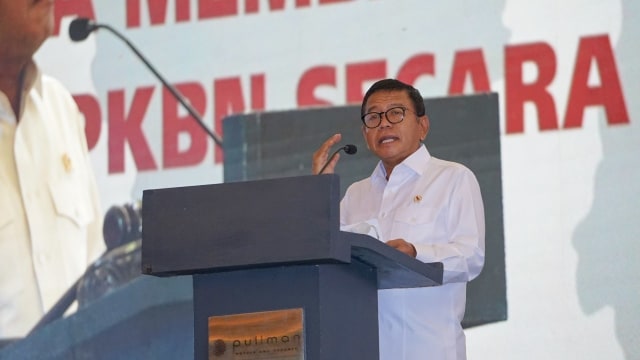 Wamenhan Letjen Muhammad Herindra membuka rembuk nasional bela negara. Foto: Kemhan