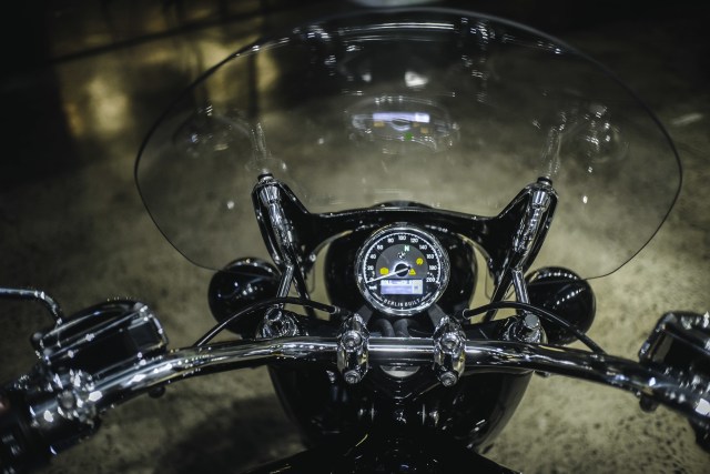 Harga Tembus Rp 1 M, Ini Spesifikasi BMW R18 Classic untuk Indonesia (284311)