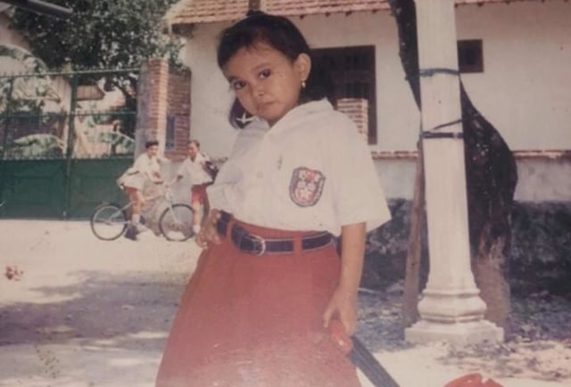 Kekeyi Unggah Foto saat Masih SD, Netizen: Ternyata Sudah Imut dari Kecil - kumparan.com