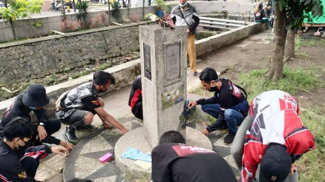 Pelihara Stilasi Dan Monumen, HIPMA Jaga Semangat Bandung Lautan Api