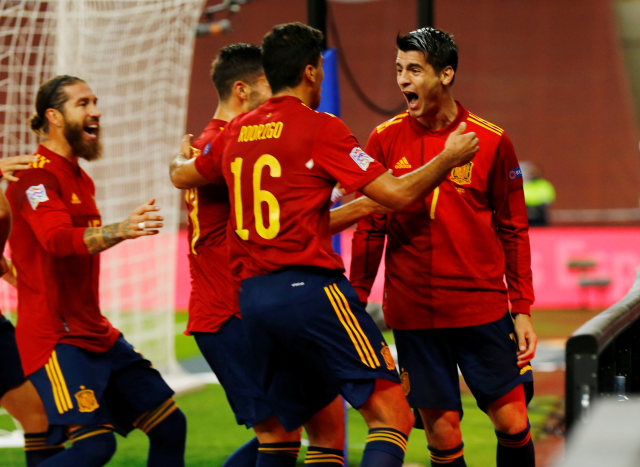 Spanyol vs Yunani: Prediksi Skor, Line Up, Head to Head ...