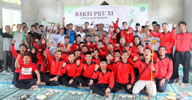 Foto saat Mahasiswa/i PKU XI MUI Kabupaten Bogor akan bergotong royong bersama masyarakat Desa Dramaga Kecamatan Dramaga,16 September 2017 lalu. 