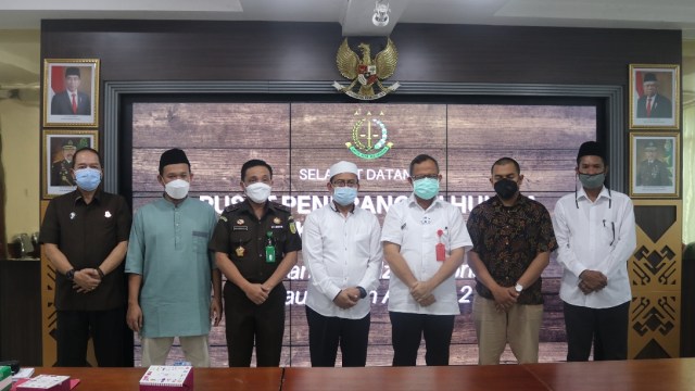 Kejagung: Tim Hukum Habib Rizieq Minta Maaf soal Insiden Penolakan Sidang Online (949614)
