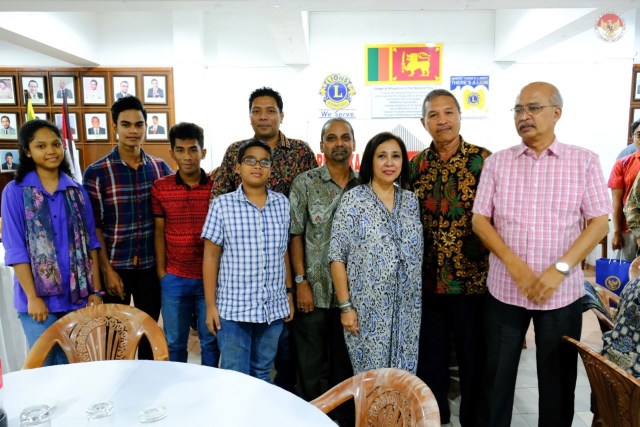 Keturunan Melayu yang tergabung dalam Sri Lanka-Indonesia Friendship Association      (Sumber: KBRI.Colombo)    