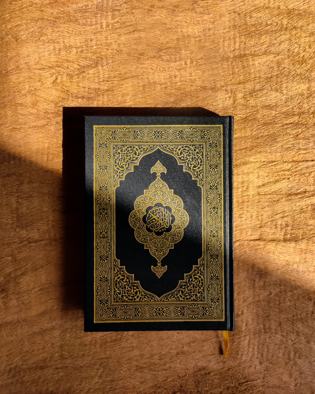 tafsir surat al qadar. Sumber foto : https://www.pexels.com/