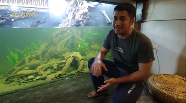 Aquarium mewah Irfan Hakim. Foto: YouTube de Hakims
