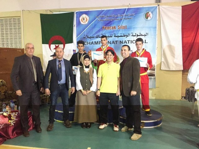 Pembagian Hadiah Oleh Duta Besar RI untuk Aljazair pada Kejuaraan Nasional Pencak Silat di Aljazair. Image by Aryadi Ramadhan