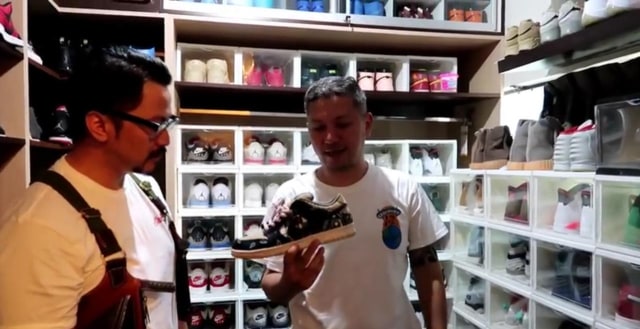 Melihat Area Khusus Koleksi Sepatu Milik Gading Marten (131483)