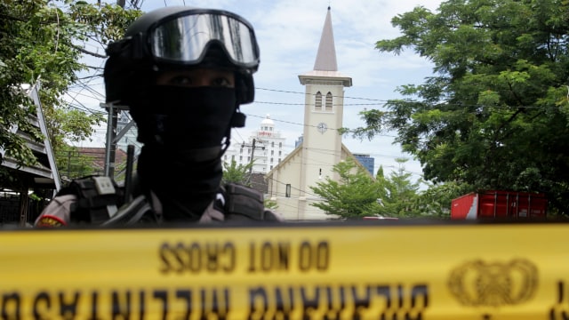 Polri: Teroris Bom Makassar Berbaiat ke JAD di Markas FPI (2)