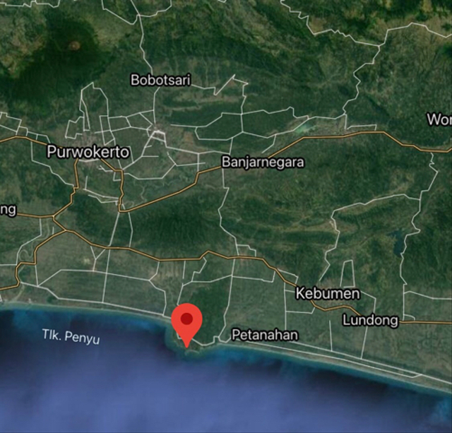 Lokasi Pantai Menganti, Kebumen, Jawa Tengah (Sunber foto: Citra satelit google maps)