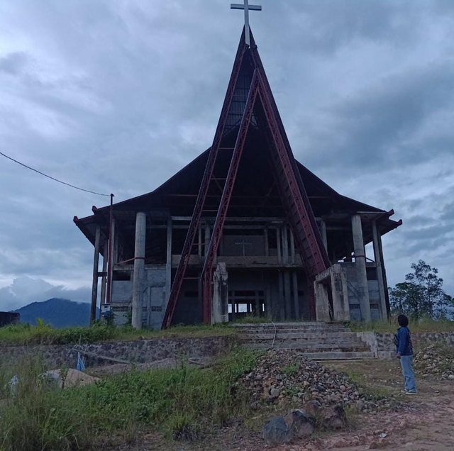 Polisi Periksa Mantan Bupati Bengkayang soal Dugaan Korupsi Dana Hibah Gereja (15893)
